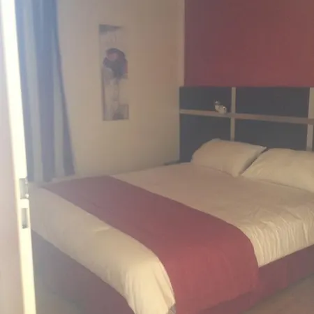 Hotel Fasthotel Muret 2*