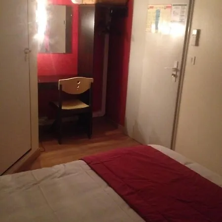 Fasthotel Muret Hotel